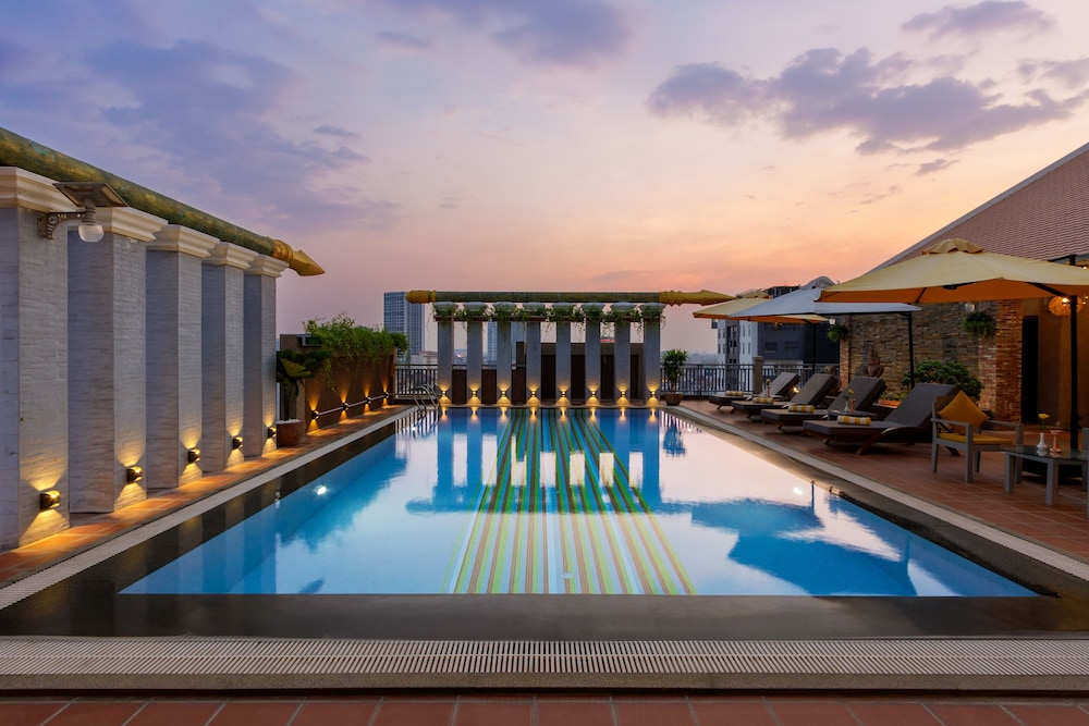 Jaya Suites Hotel 56/59