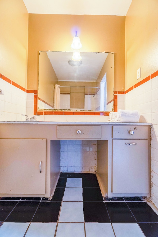 OYO Hotel Beeville US 181 64/64