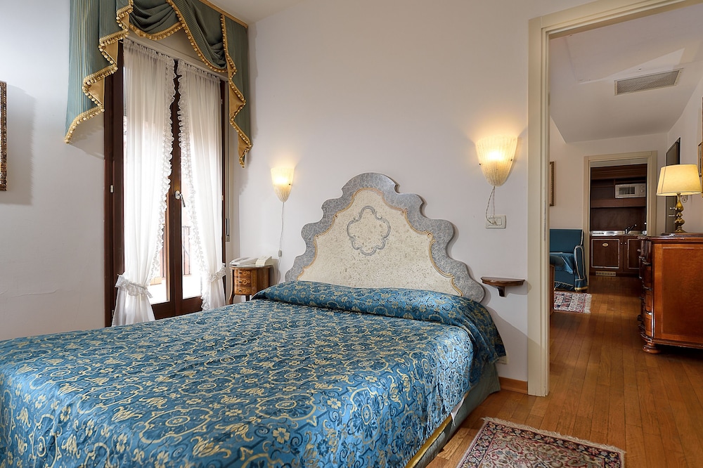 Royal San Marco & Suites 14/50
