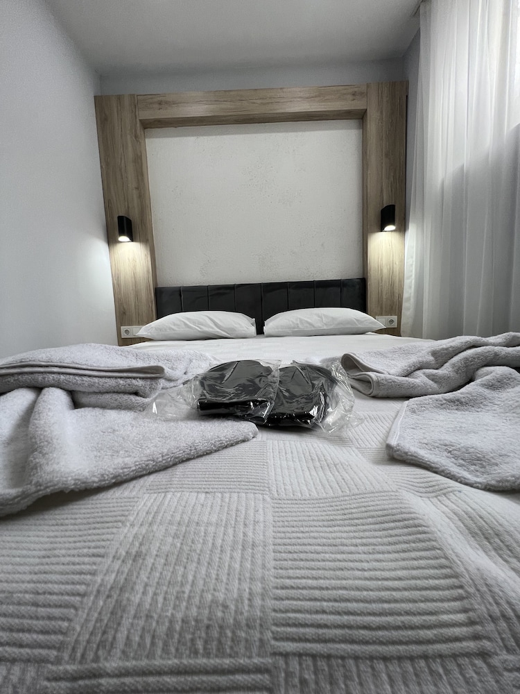 ECONOMY, DOUBLE BED