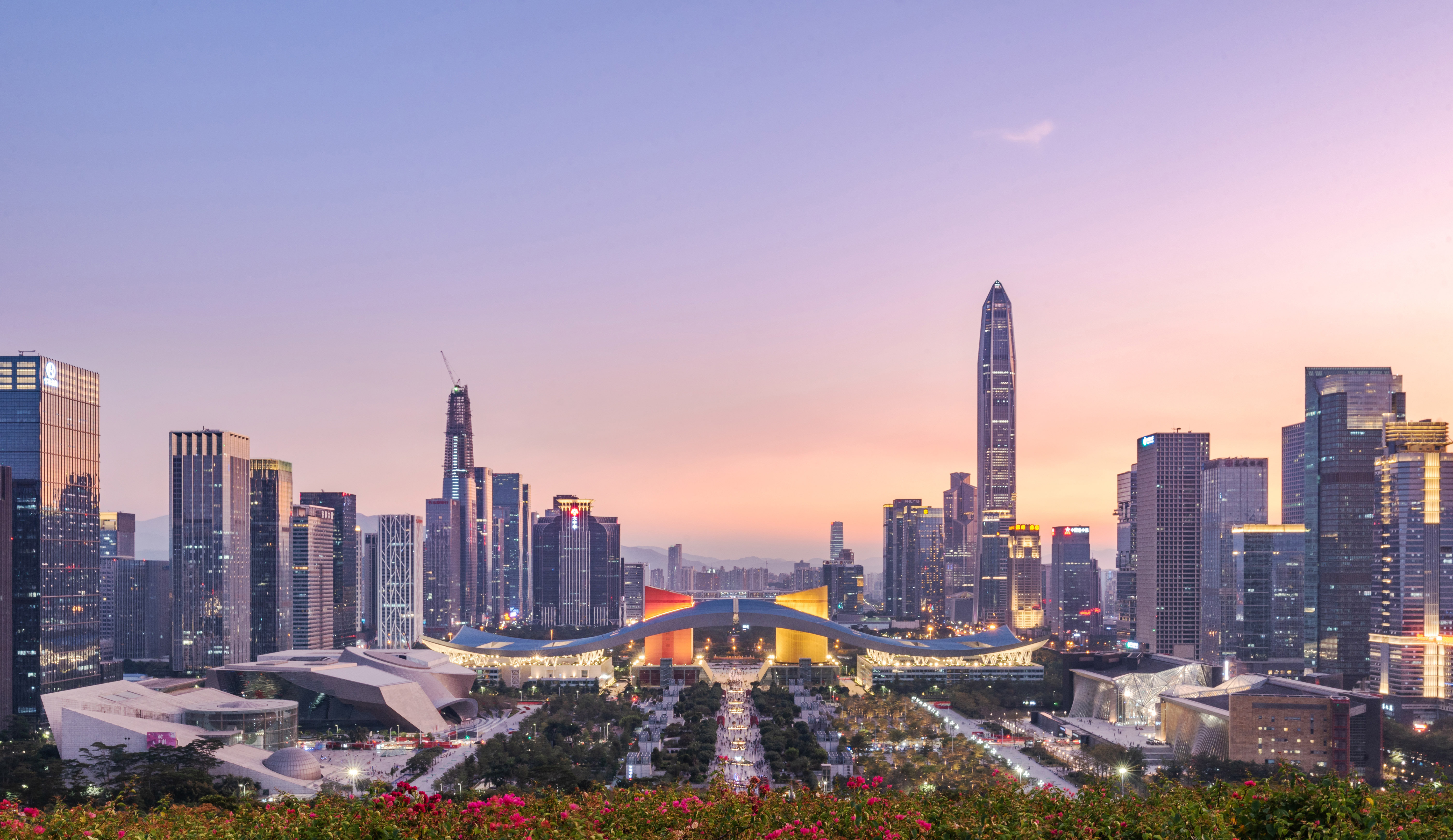 Crowne Plaza Shenzhen Futian 81/86
