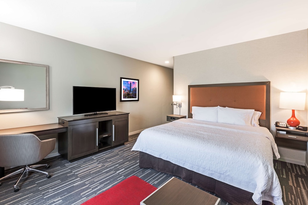 Hampton Inn Suites Houston Atascocita 18/38