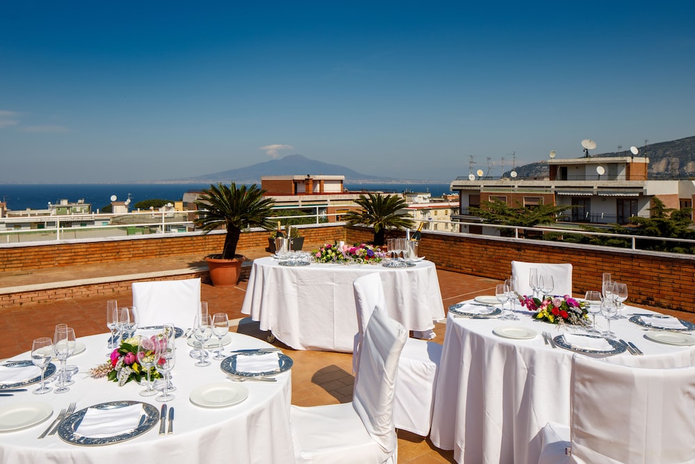 Grand Hotel Cesare Augusto 41/59