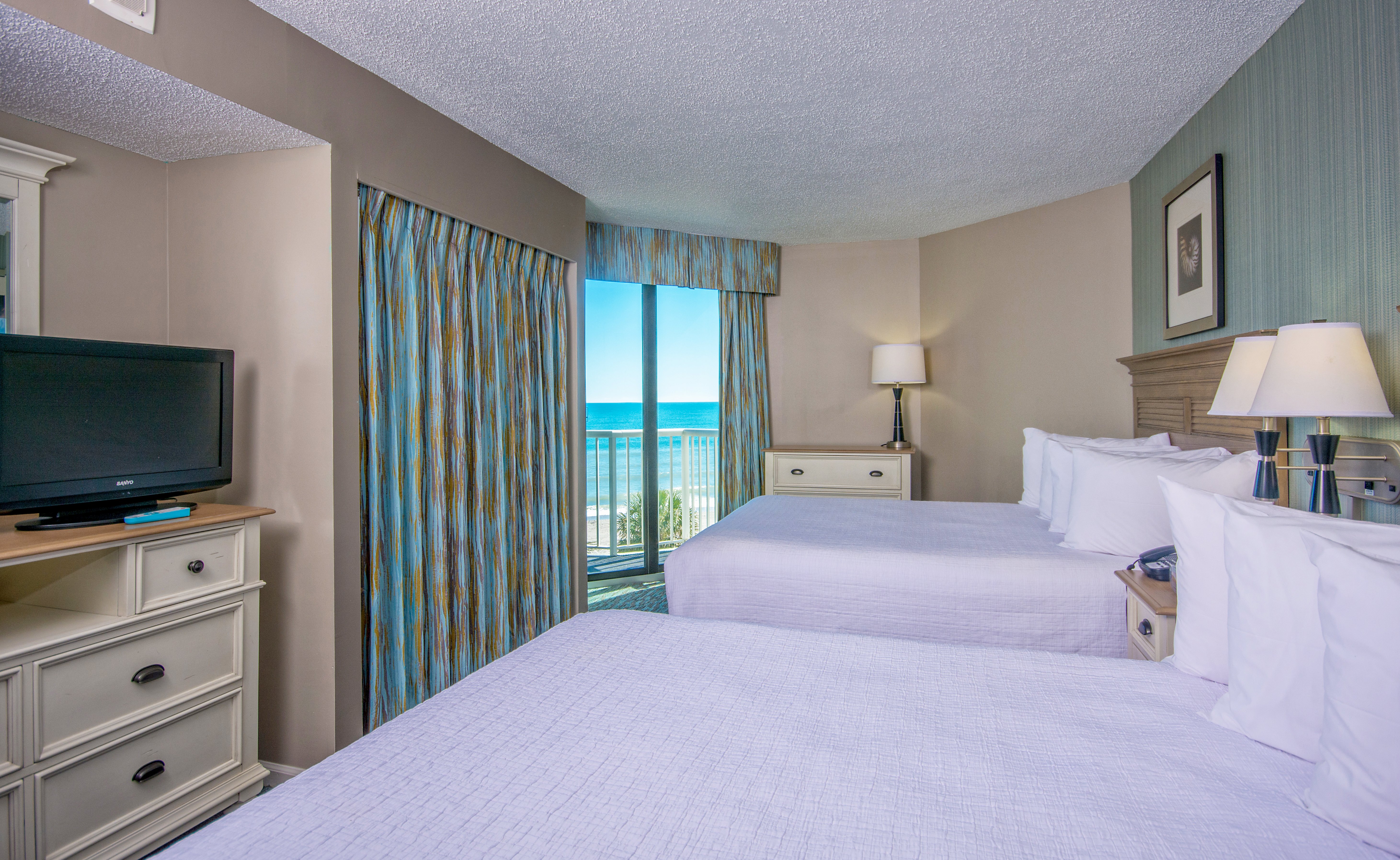 The Strand - A Boutique Resort (ex Breakers Boutique North Tower) 15/80