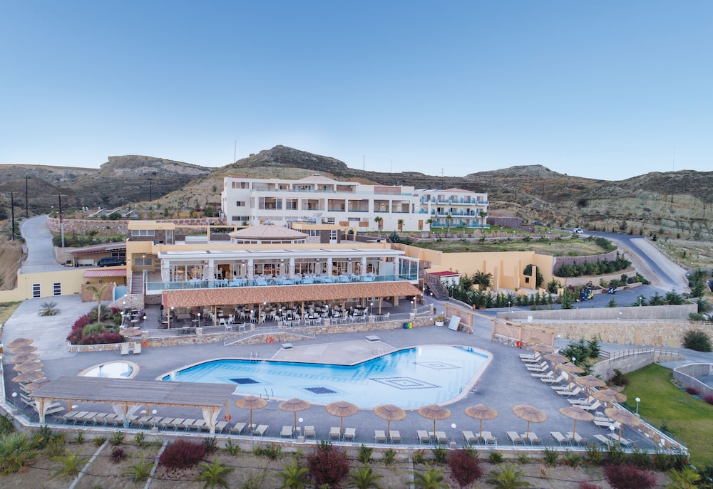 Grand Blue Beach Hotel 5/94