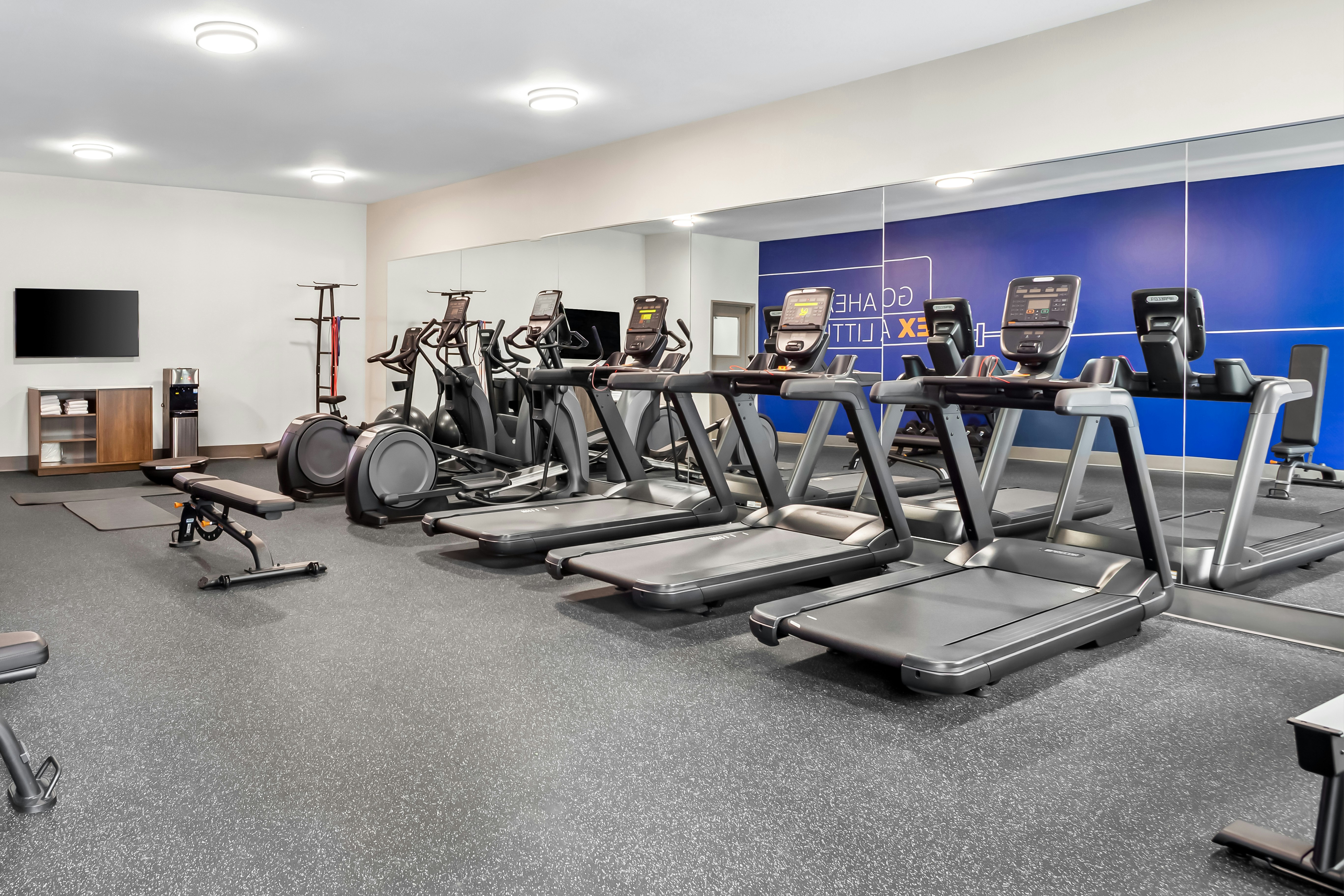Holiday Inn Express & Suites Tumwater - Olympia By IHG 20/36