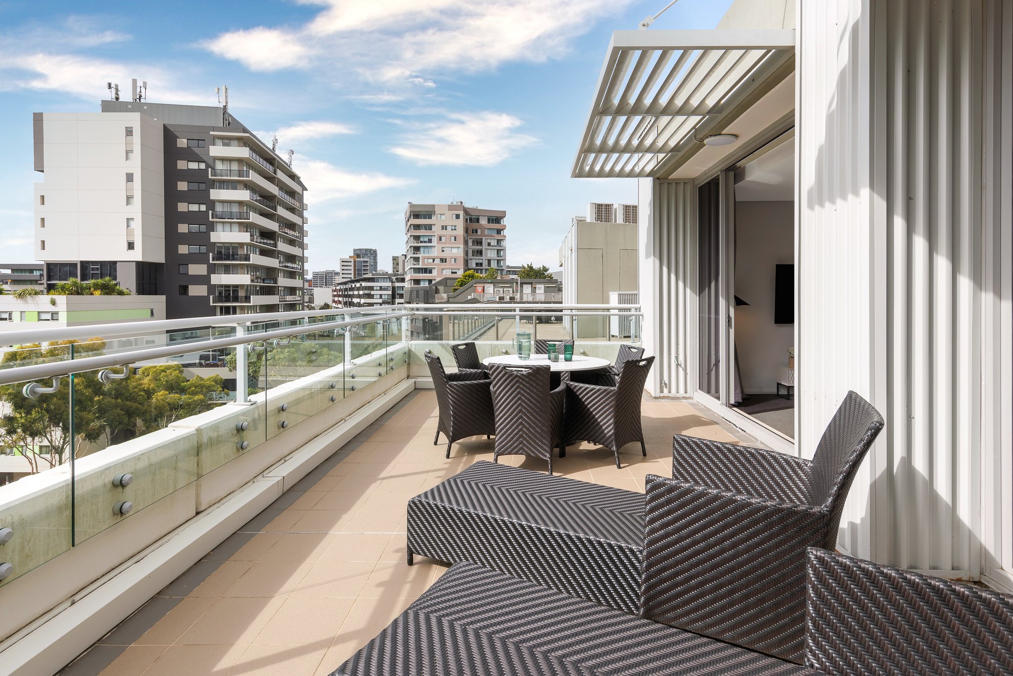 Meriton Suites Zetland 15/22