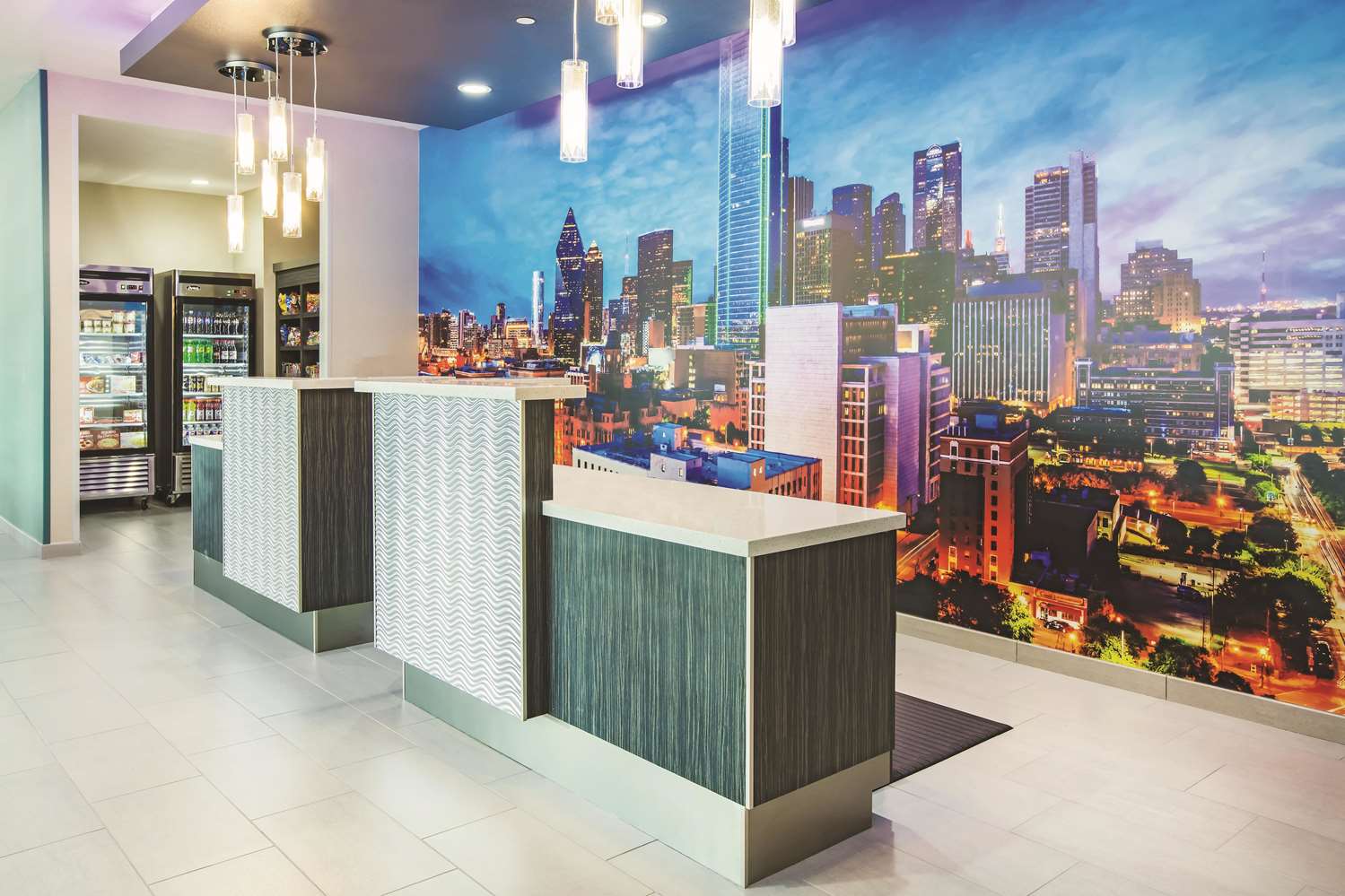 La Quinta Inn & Suites by Wyndham Dallas Plano - The Colony 2/20