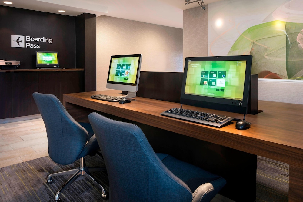 Courtyard by Marriott San Jose Cupertino 42/46