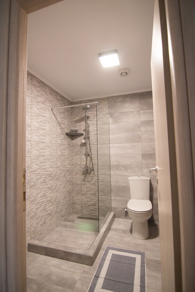Casa Luxury Suites 43/44