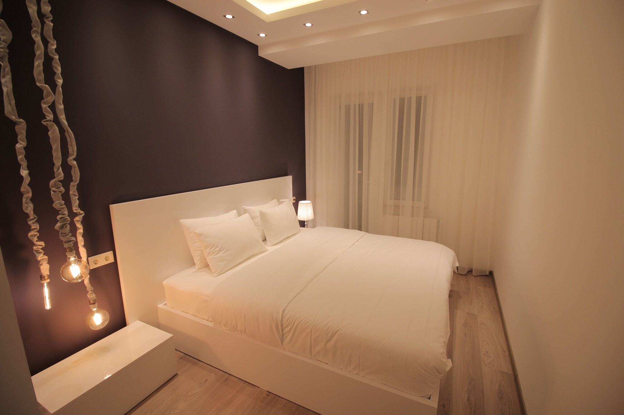 شقة سوبيريور بسرير كينج وسرير كوين بشرفة مع أريكة، Maxela Apartments 5/10