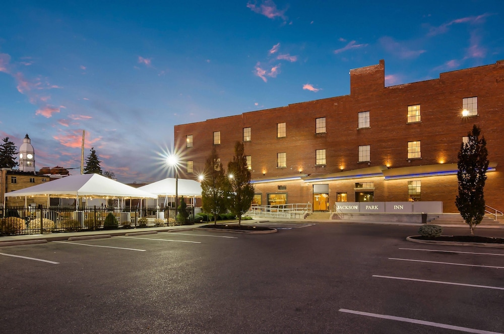 Jackson Park Inn, an Ascend Collection Hotel 46/50