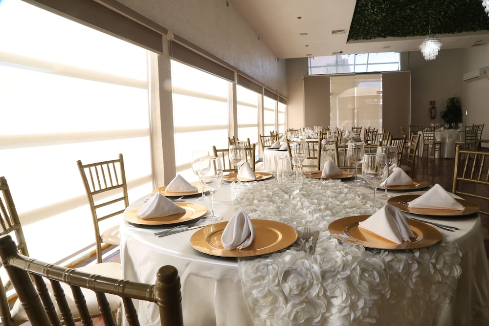 Copper Canyon Boutique Hotel 31/48