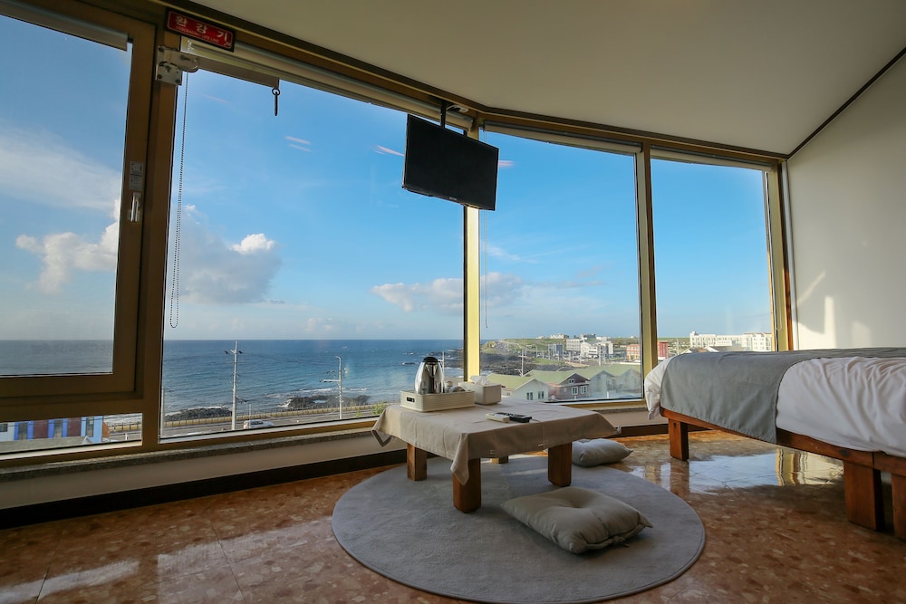 Jeju Miracle Guest House 28/60