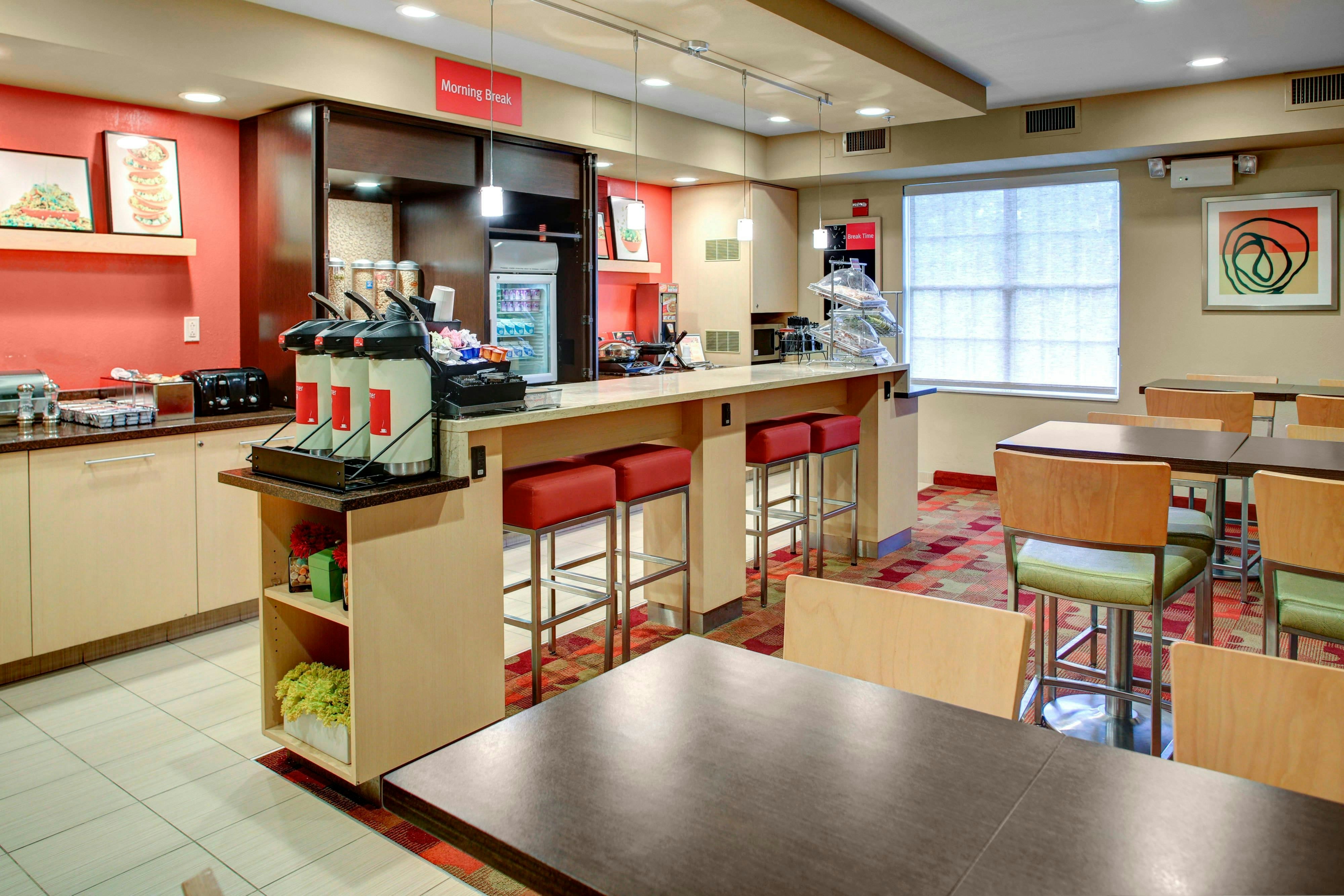Towneplace Suites By Marriott Cleveland Westlake 4/6