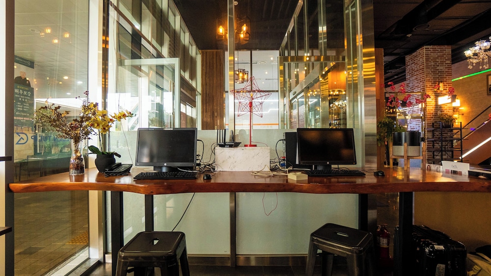 Incheon Airport Global Hotel and Suites 33/44