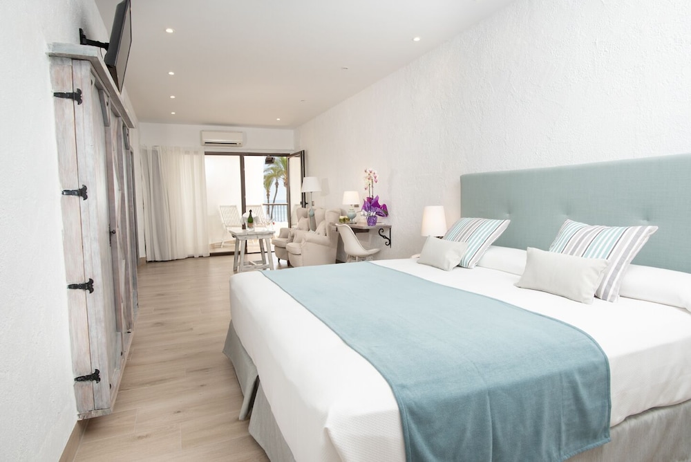 Hosteria del Mar 6/27