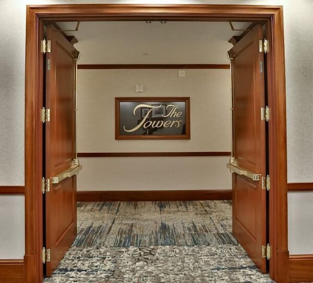 Towers at Kahler Grand Hotel 5/50