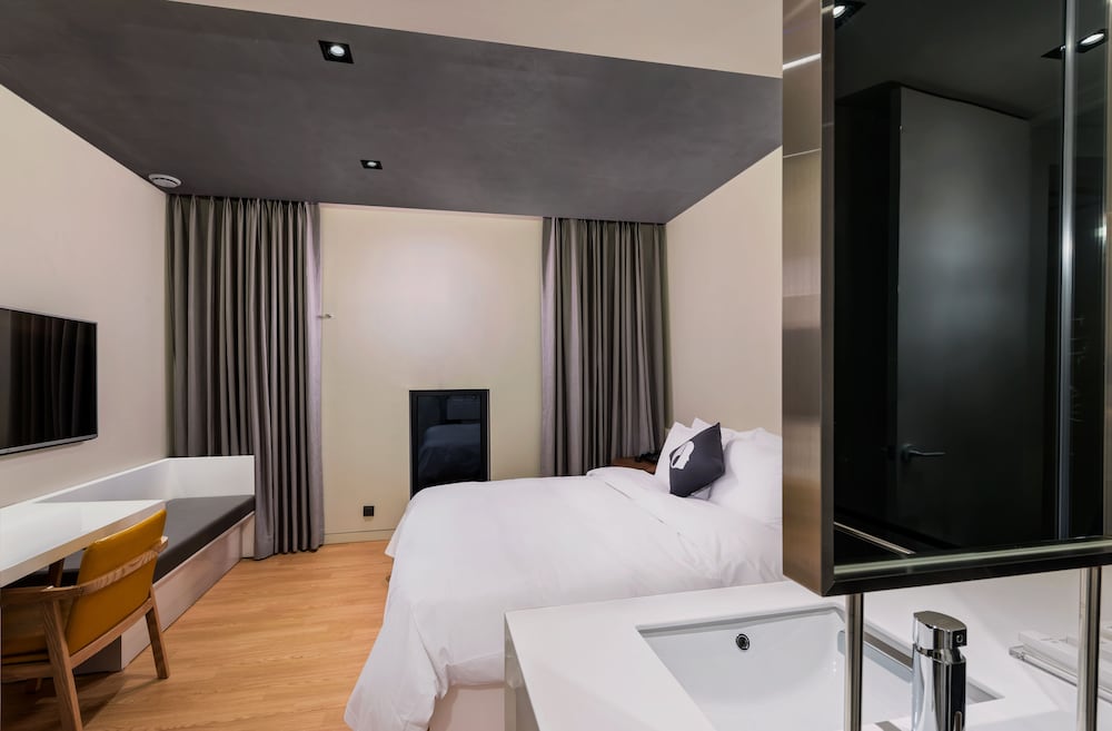 HOTEL THE DESIGNERS KONDAE 38/71
