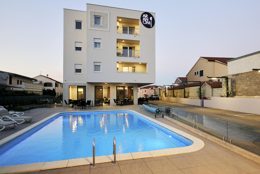 Arancini Residence 5/50