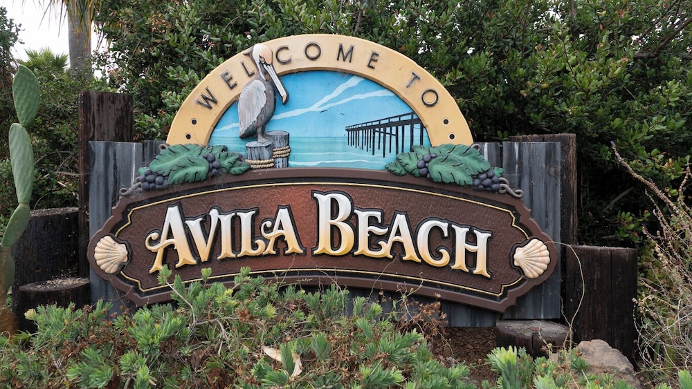 Avila Village Inn 8/65