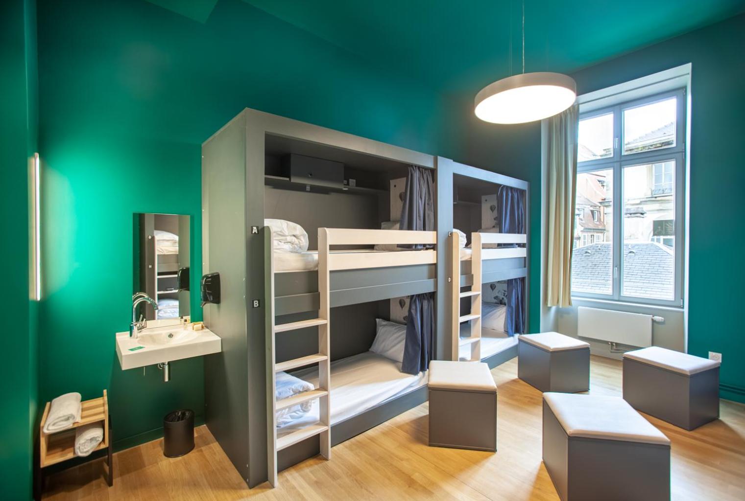 Female Dorm, Female Only, 6 Beds
