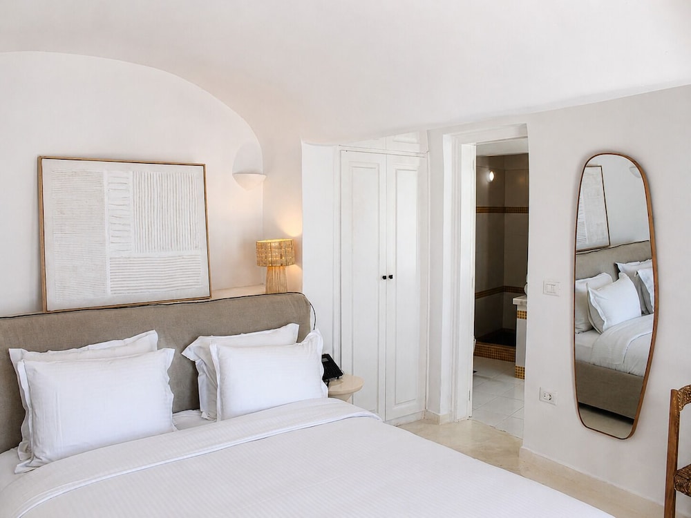 COCOON SUITES 19/68