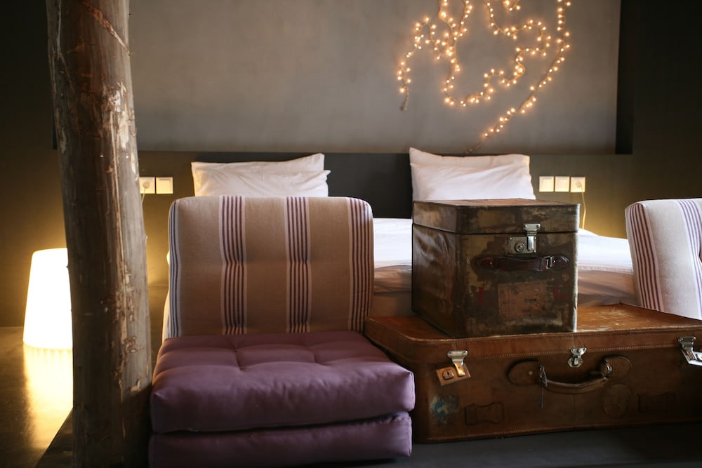 Oniropetra Boutique Hotel 40/75