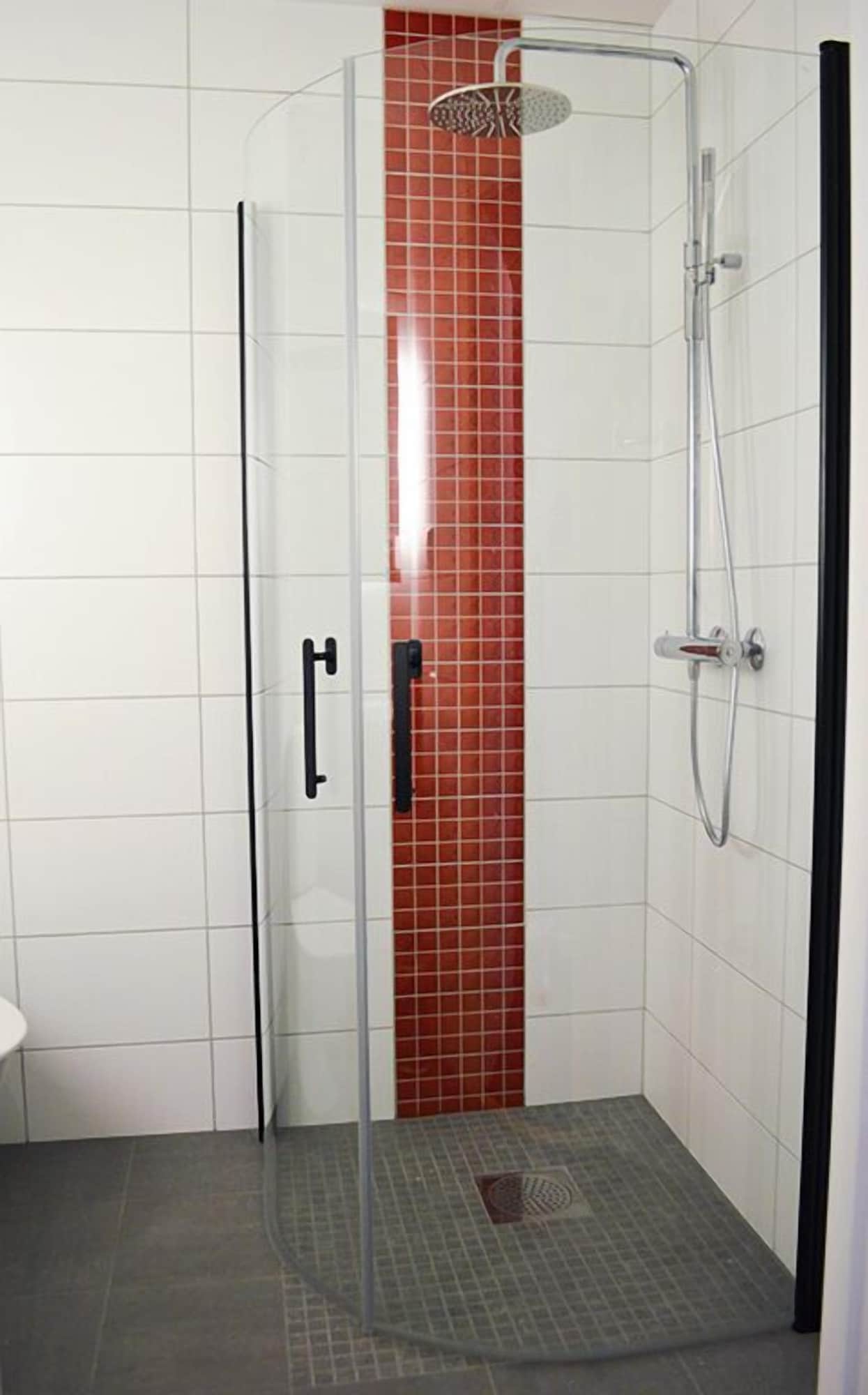 غرفة بسرير كوين، Hotell Stortorget 2/2