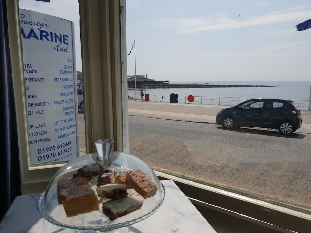 Gwesty Marine Hotel 16/50