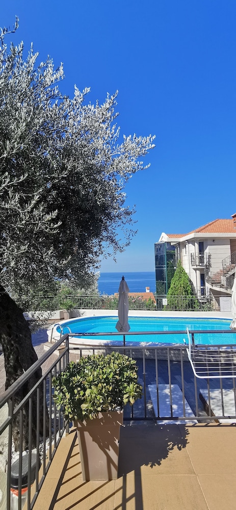 Apartments Kentera 40/50