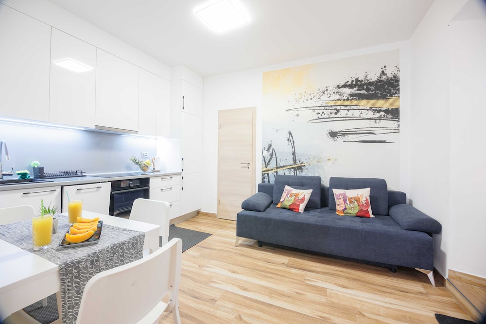 APARTMENTS GABRIERI 40/59