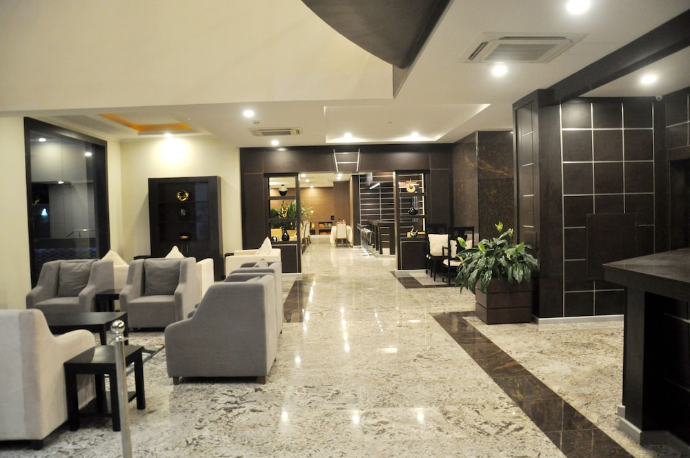 Shoregate Hotels 50/52