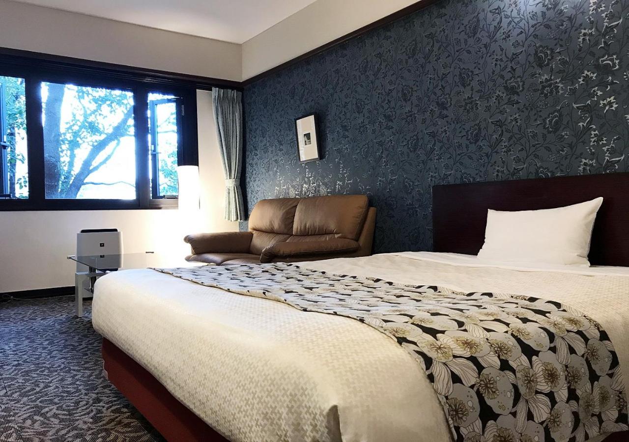 Room, Double Bed