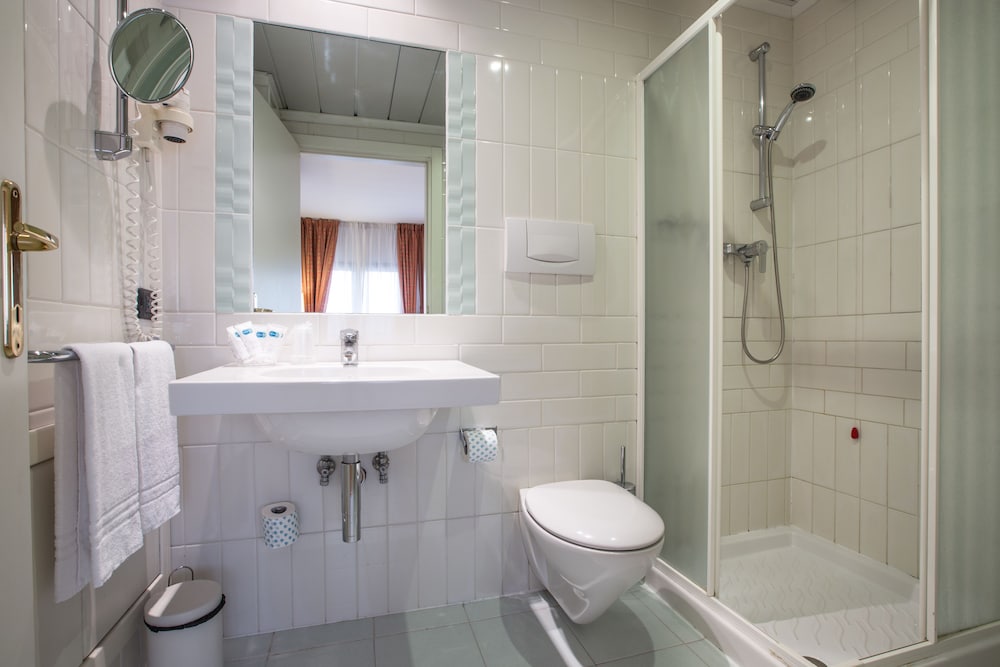 Hotel Ariston 39/46
