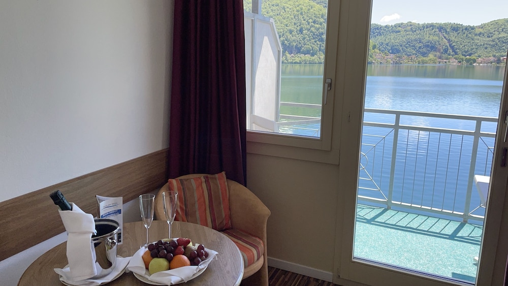 TRESA BAY HOTEL 19/32