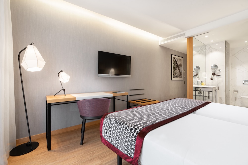 Eurostars Porto Centro 24/71