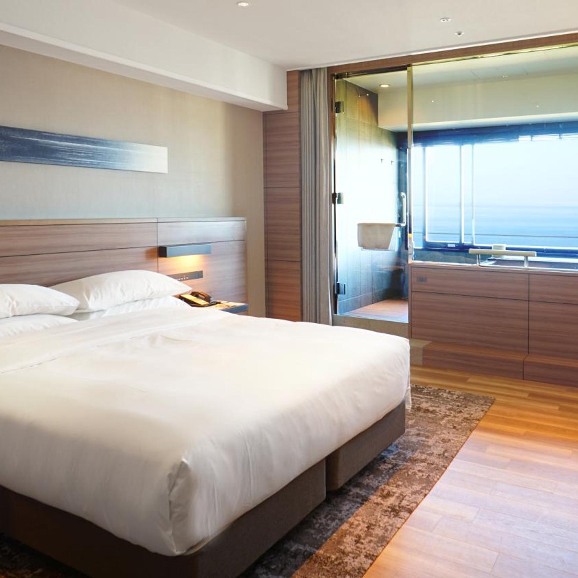 Premier, King Bed, Ocean View, Hot Spring Bath
