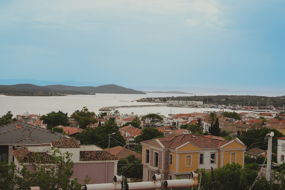 Tas Konak Hotel 38/43