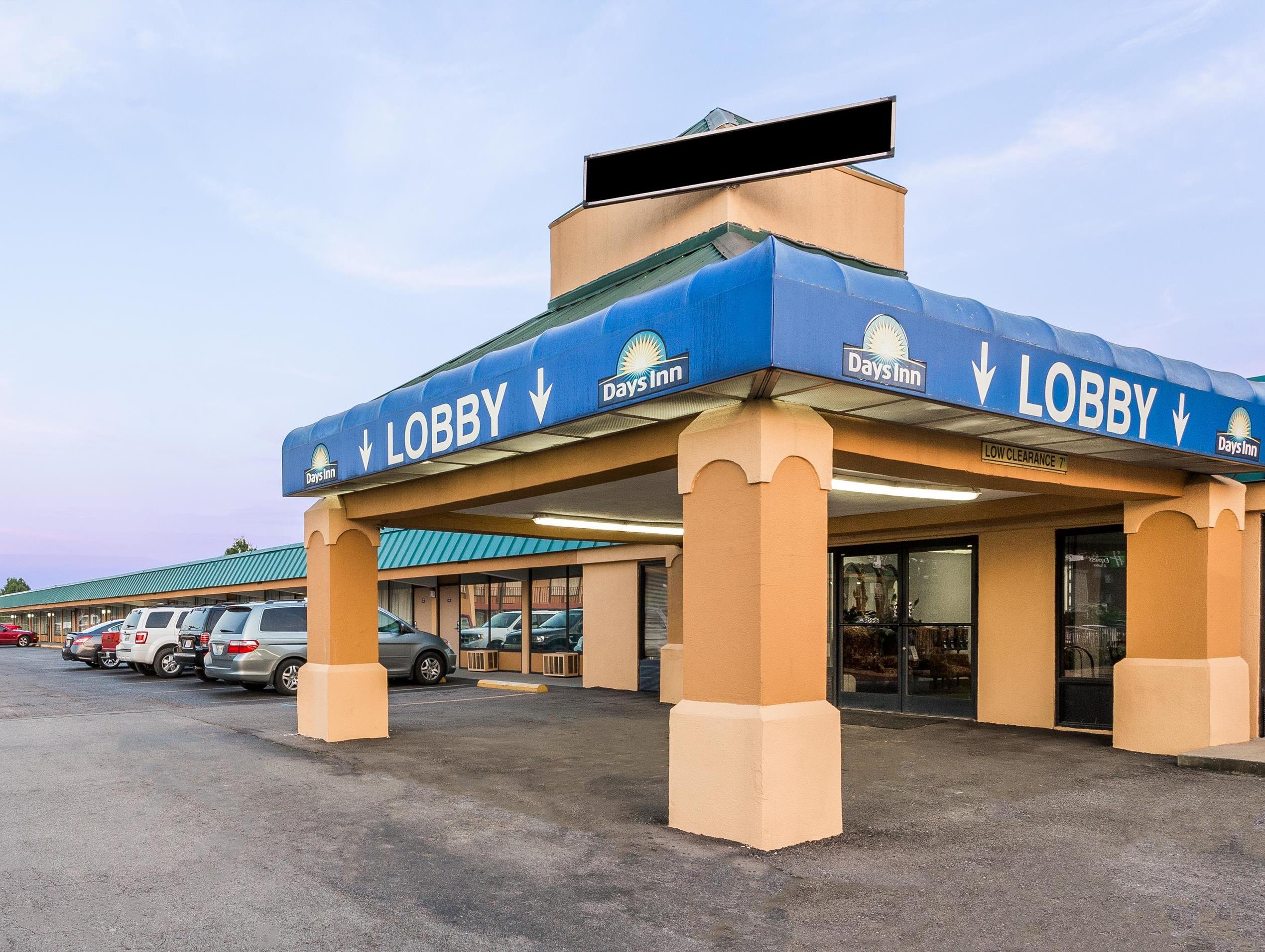 Days Inn by Wyndham Dickson 1/18