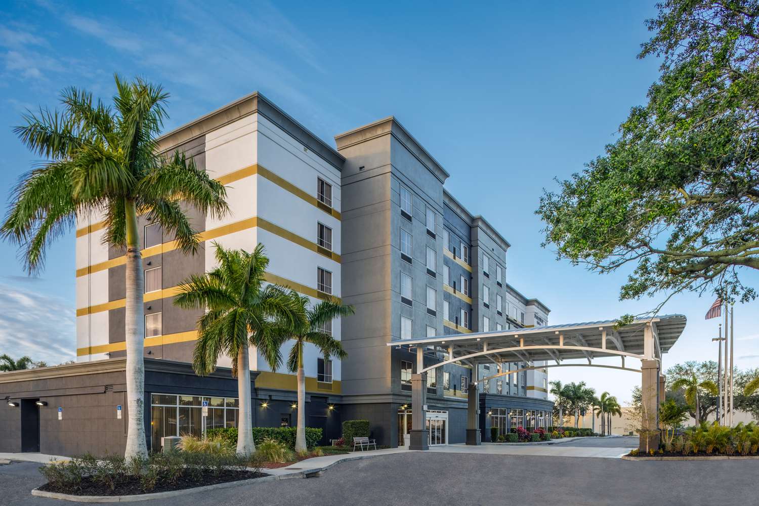 DoubleTree by Hilton Sarasota Bradenton Airport 45/49