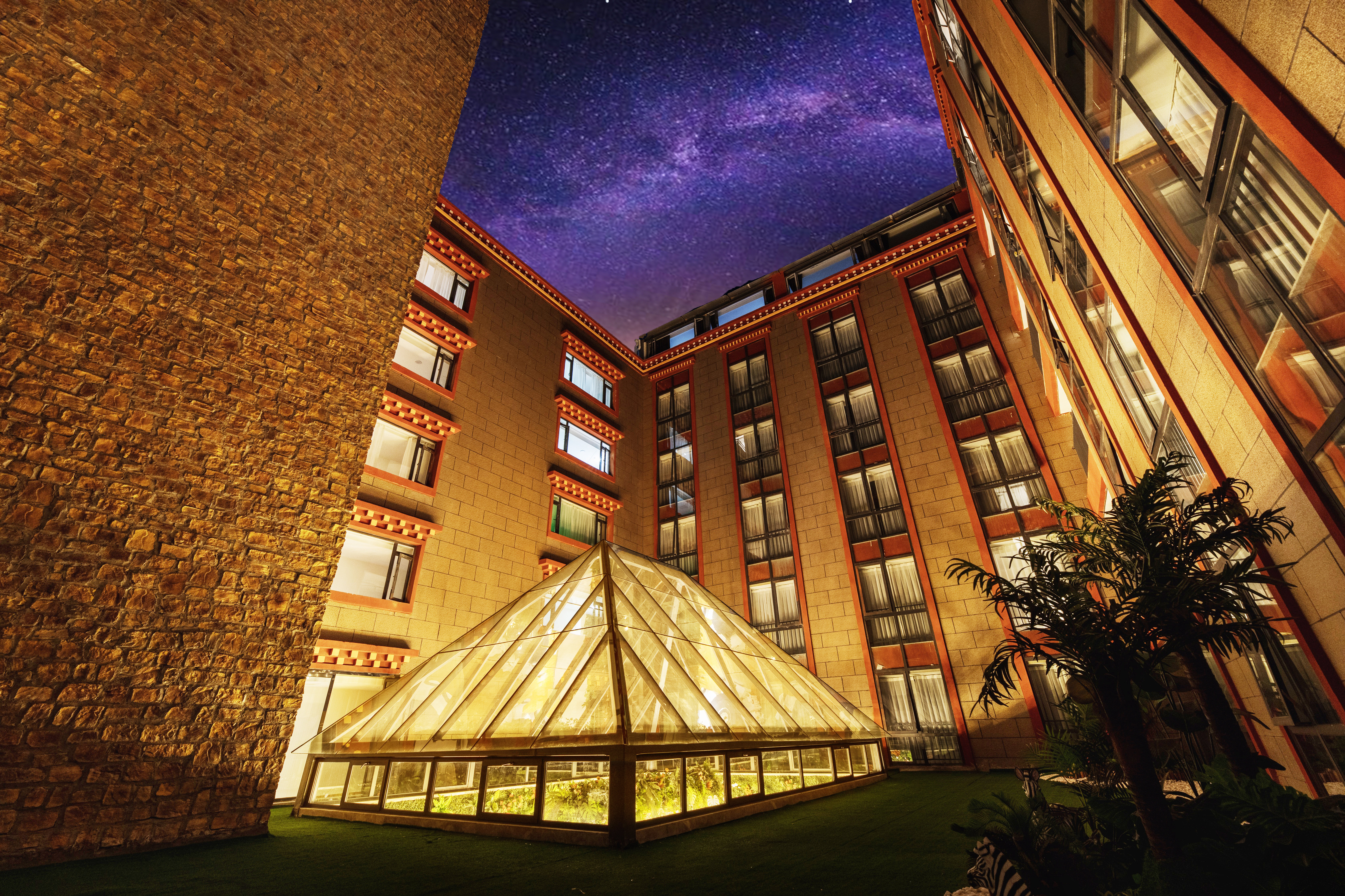 Holiday Inn Express Daocheng Yading 37/67