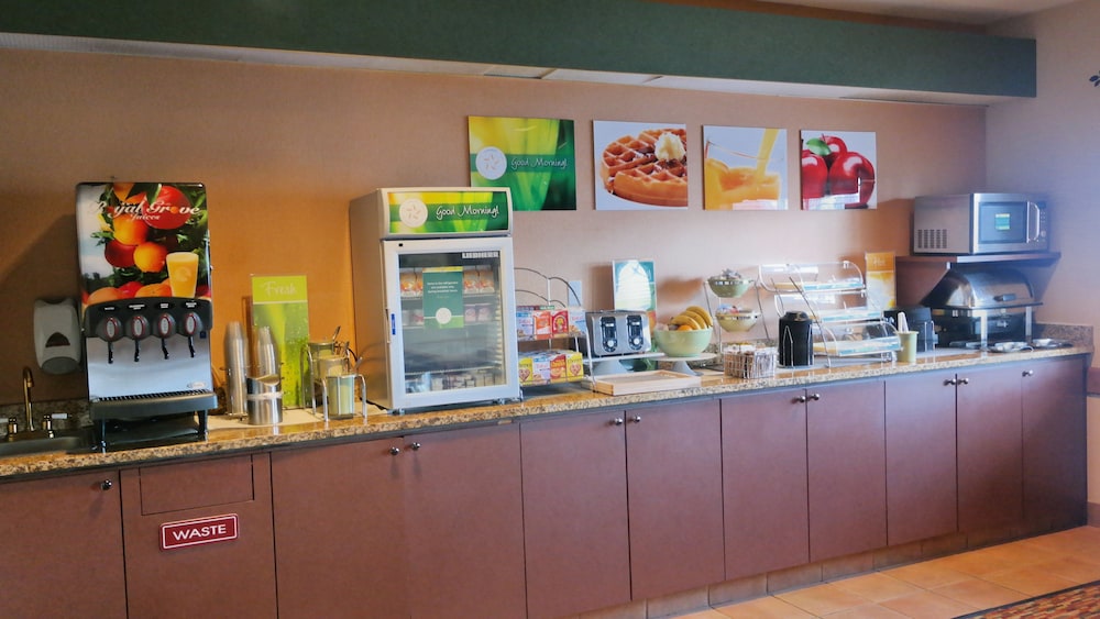 Quality Inn & Suites Loveland 30/34