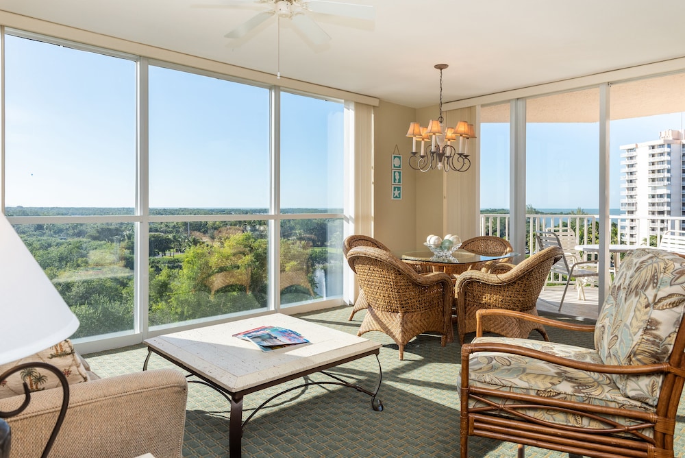 Lover's Key Resort by Check-In Vacation Rentals 59/70