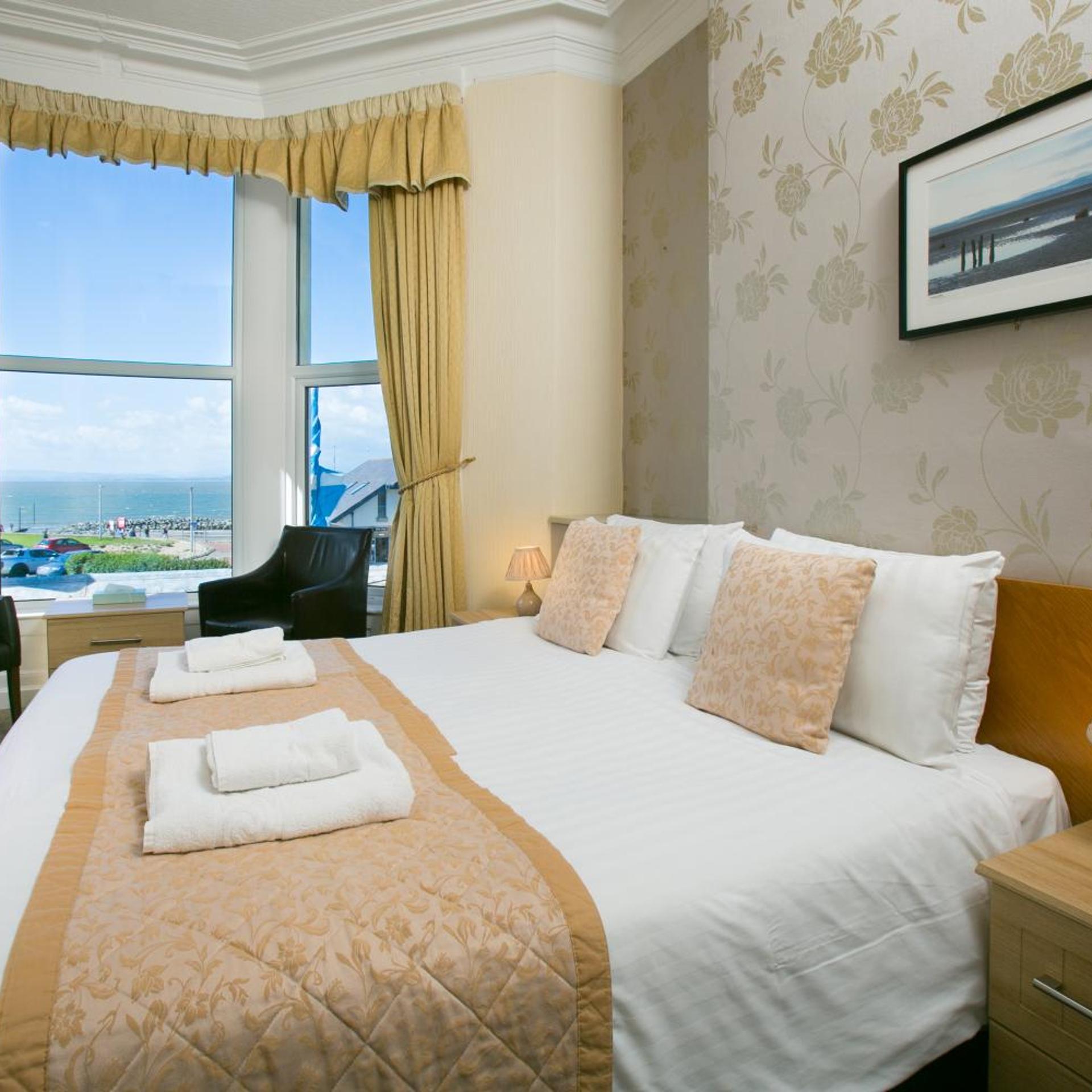 غرفة ديلوكس بسرير مزدوج أو سريرين منفصلين بإطلالة على البحر، The Auckland Hotel 3/3
