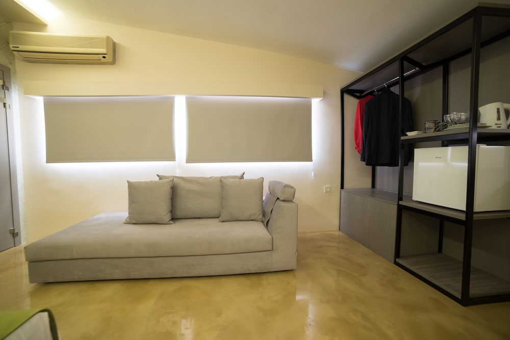 Koukounaria Hotel And Suites 53/74
