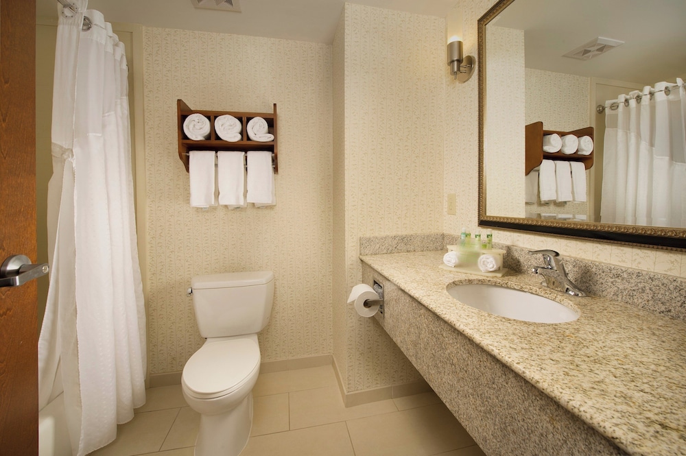 Holiday Inn Express Columbia East Elkridge 60/63