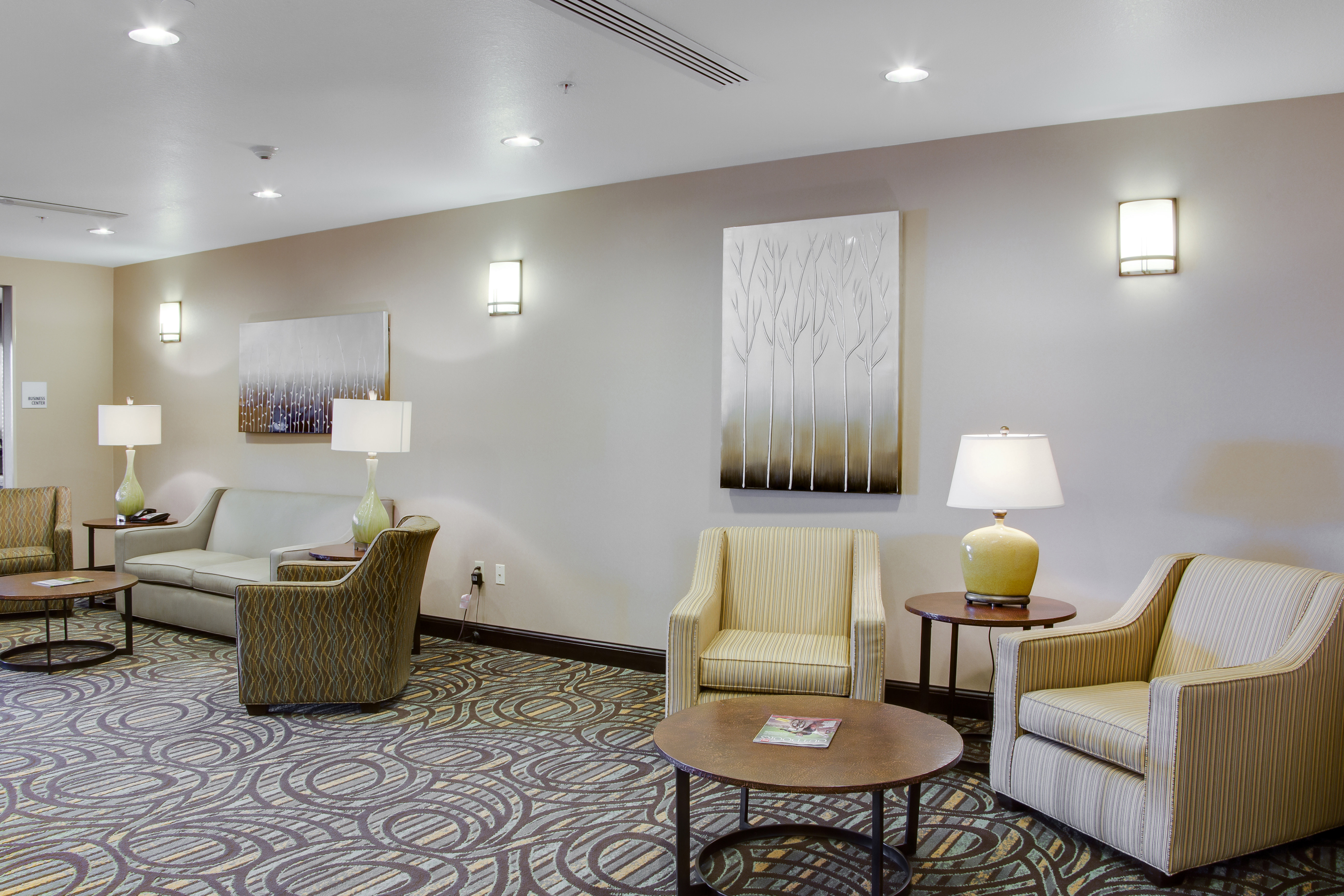 Holiday Inn Express Suites Nevada 47/66