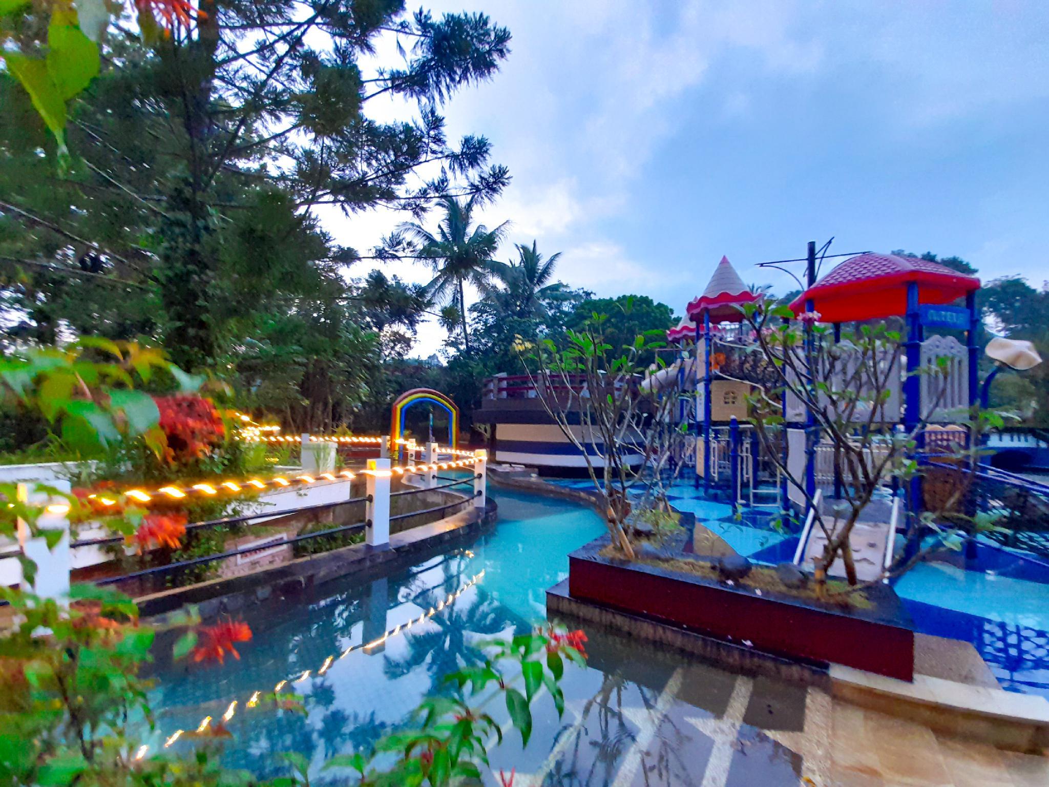The Jhon's Cianjur Aquatic Resort 15/21