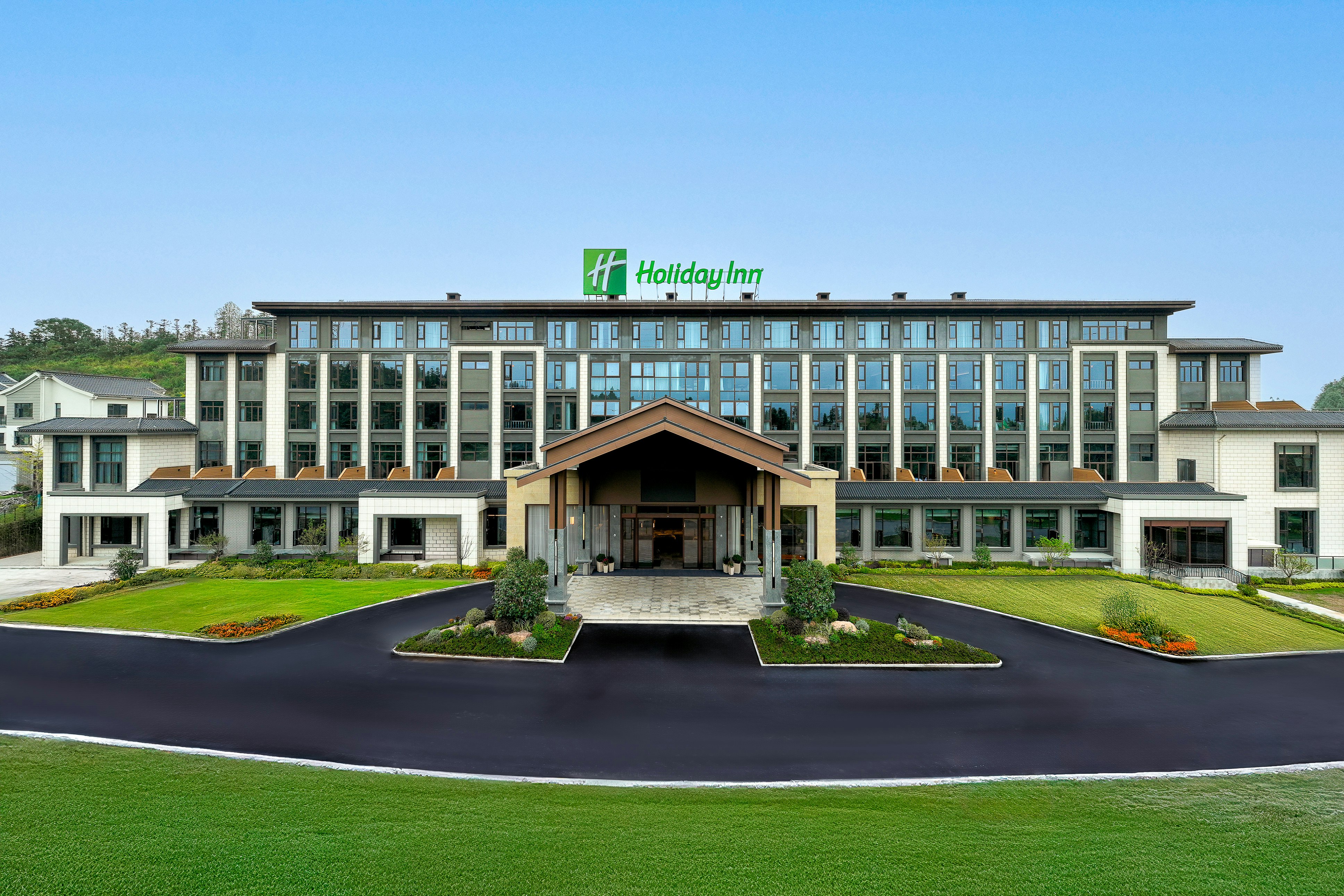 Holiday Inn Jiuhua Mountain Hot Spring Hotel 47/50
